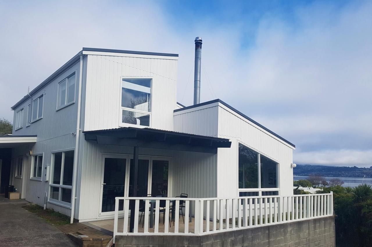 Bayview Lake Таупо Екстериор снимка